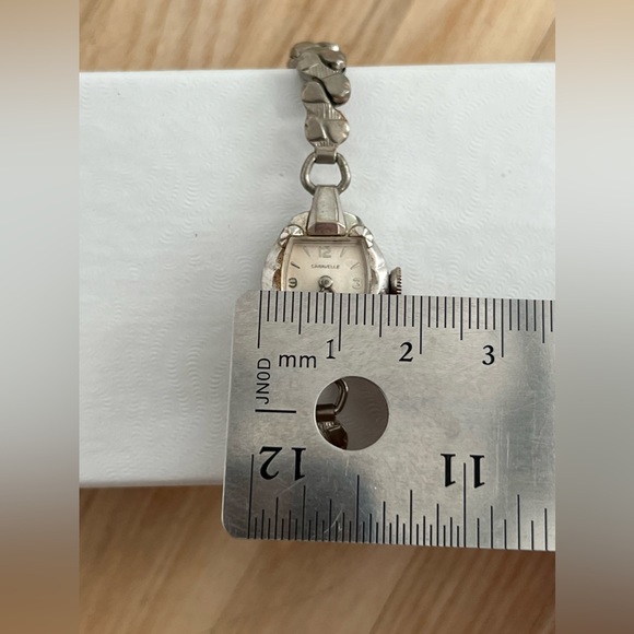 Caravelle Ladies Watch Vintage White Gold Filled Stretch Bracelet Mechanical - Picture 10 of 10